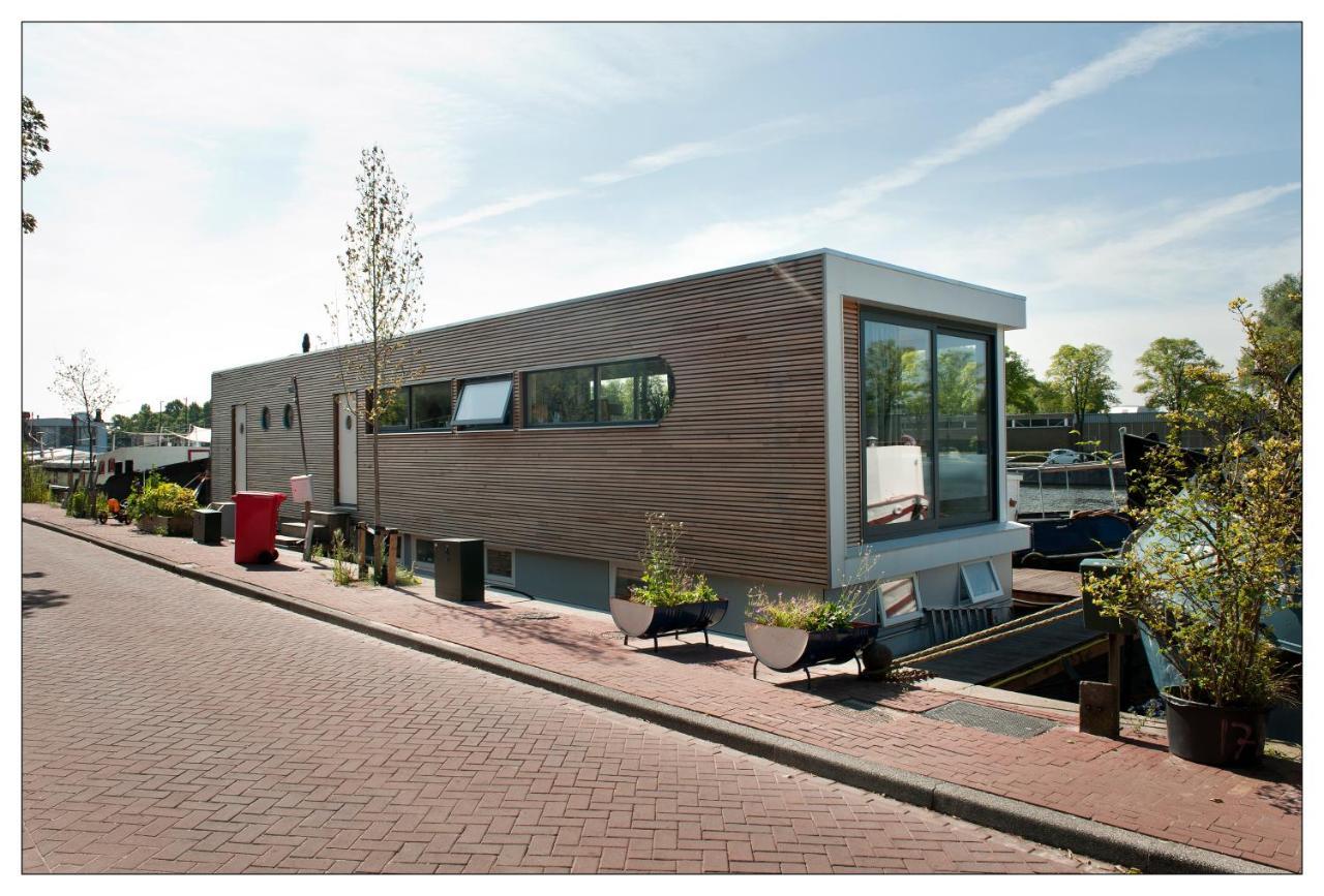 Private Guesthouse Bnb The Waterhouse Houseboat Amsterdam Exterior foto